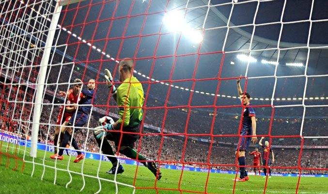 El remate de Müller que terminó en el primer tanto de Bayern | AP