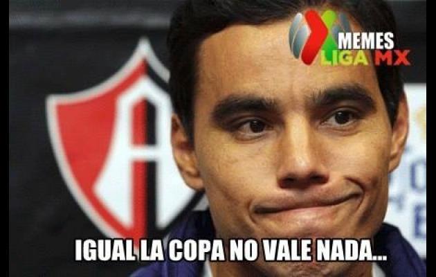 La expulsión de Omar Bravo contra Morelia también fue motivo de burlas