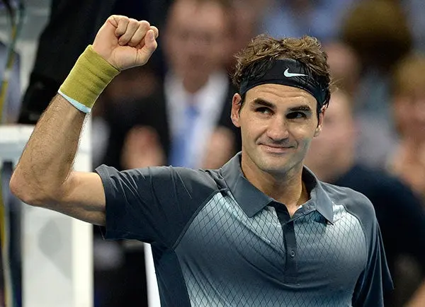 Roger Federer derrota a Istomin y va a Cuartos en Basilea