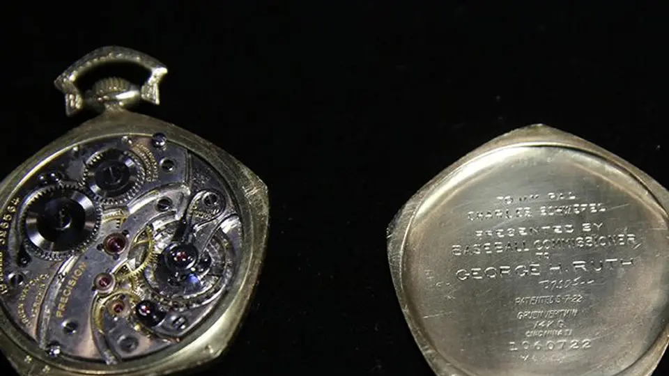Subastarán reloj de campeonato de Babe Ruth