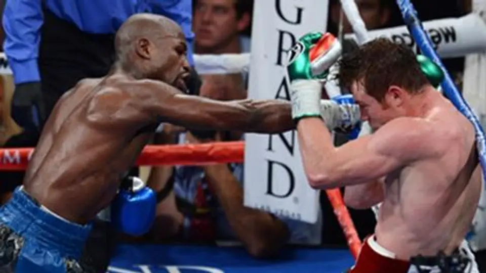 Mayweather, elegido mejor boxeador del mes por la AMB