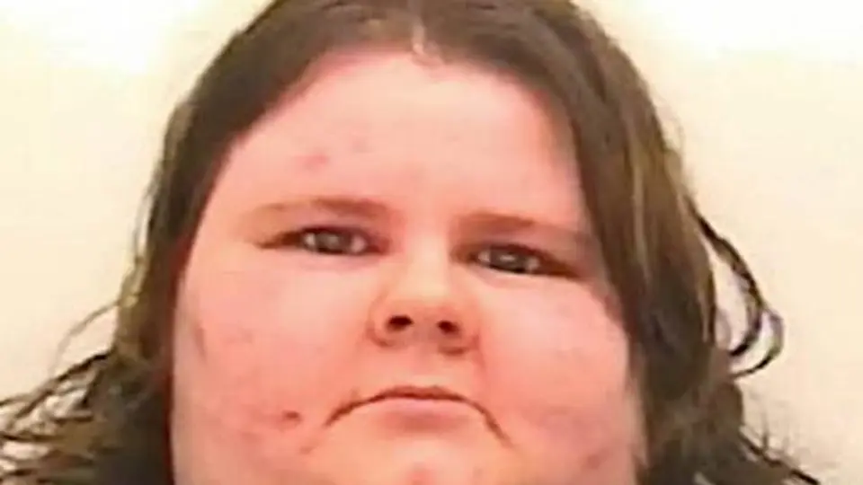 Mujer encarcelada por autobullying
