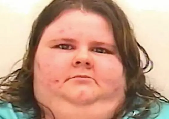 Mujer encarcelada por autobullying
