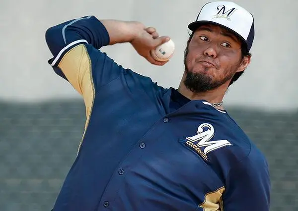 Gallardo abrirá el primer juego de Milwaukee en la temporada