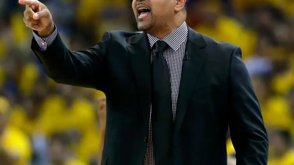 Warriors despide al entrenador Mark Jackson
