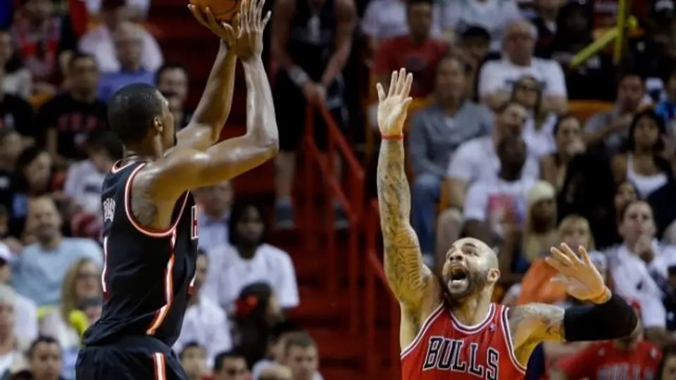 Heat supera a los Bulls sin LeBron