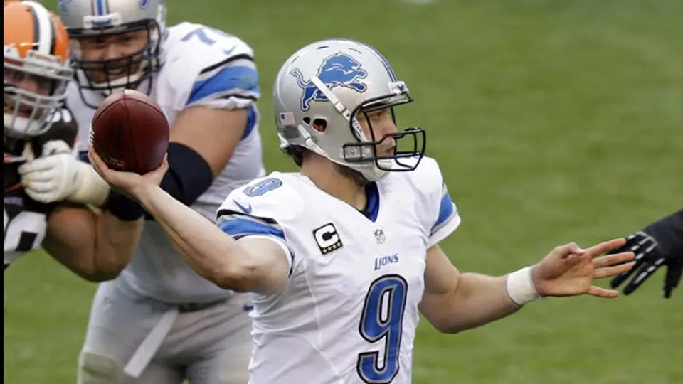 De la mano de Stafford, Detroit remonta a Cleveland