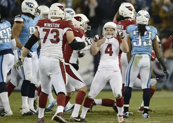 Cardenales ganan en prórroga a Titanes