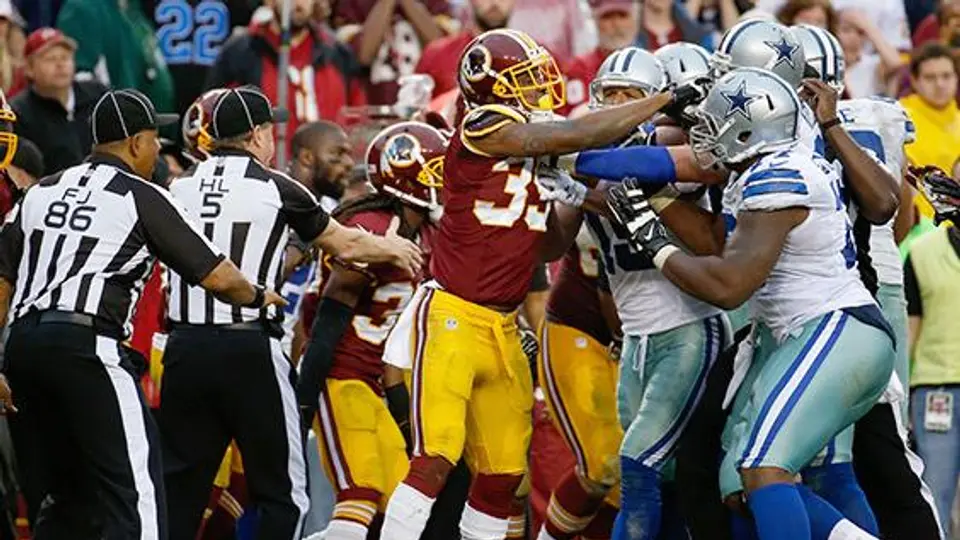 Dallas gana y mantiene opciones de Playoffs