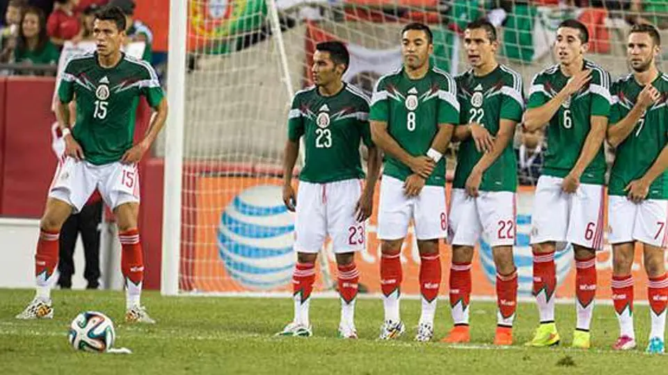 Famosos envían mensajes de apoyo a la Selección