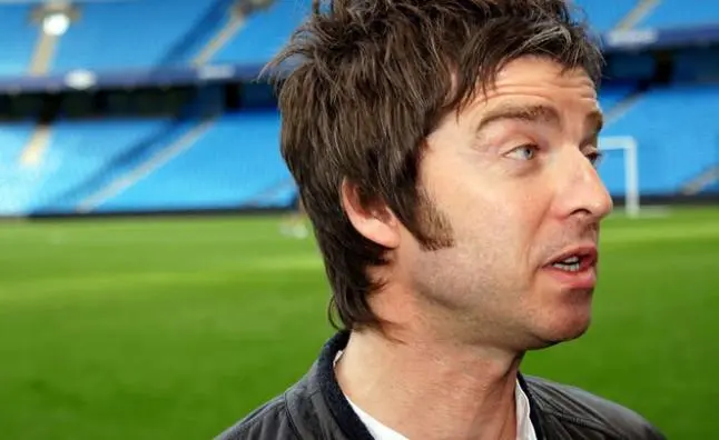 Noel Gallagher se burla de las lágrimas de Suárez