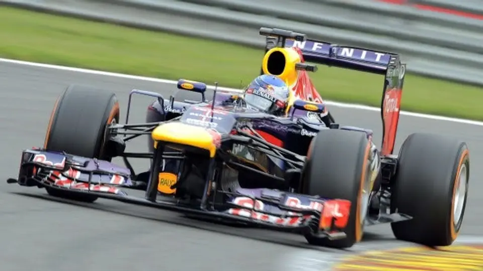 Vettel lidera los últimos entrenamientos libres en Spa