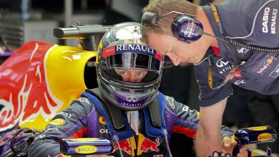 'Los favoritos son los Mercedes': Vettel