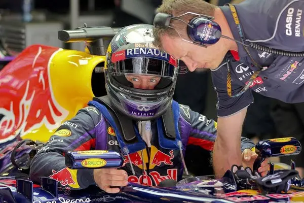 'Los favoritos son los Mercedes': Vettel
