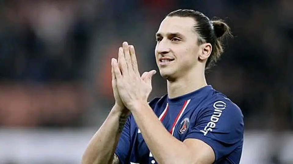 Ibrahimovic e Higuaín, objetivos de la Juve