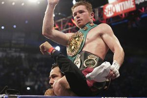 Canelo y Mayweather promocionarán su pelea en México el 30 de junio