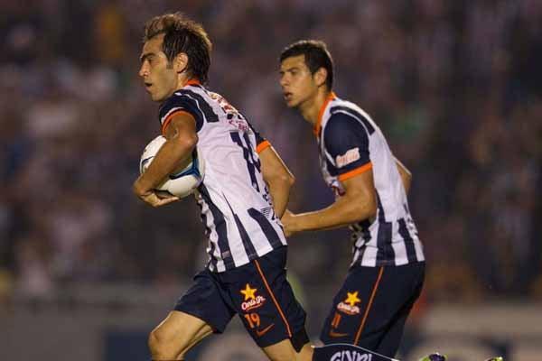 El Chelito Delgado tras el primer gol de Rayados | DANIEL GÁMEZ