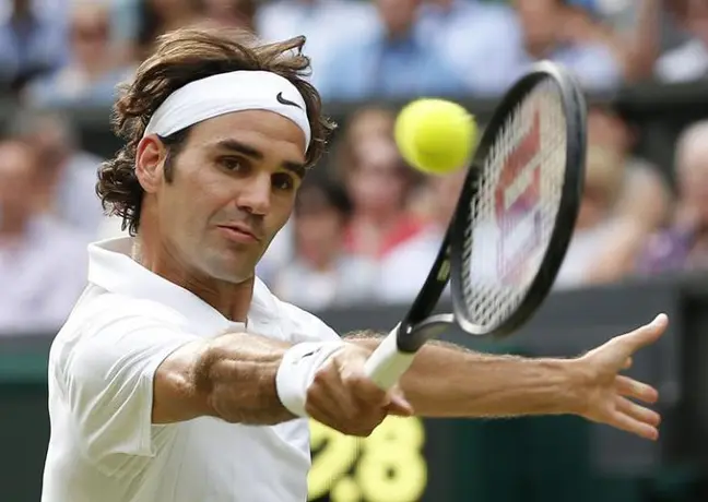 Federer accede a Semifinales de Wimbledon