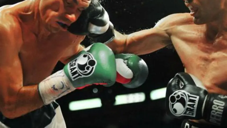 'Sólo estoy en espera de que el Canelo firme': Angulo