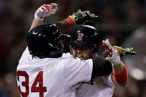 Medias Rojas y Cardenales abren fuego en la Serie Mundial