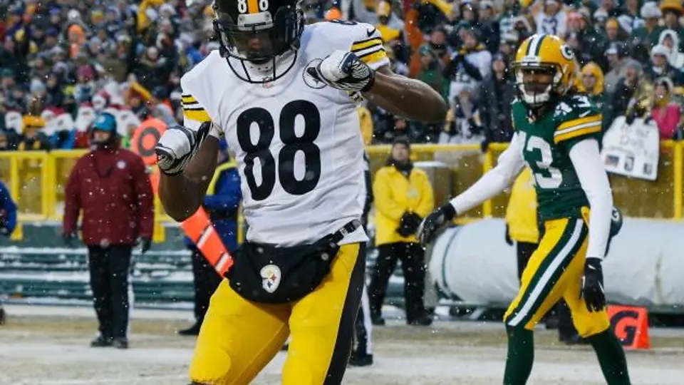 Acereros derrota a Green Bay y sueña con postemporada