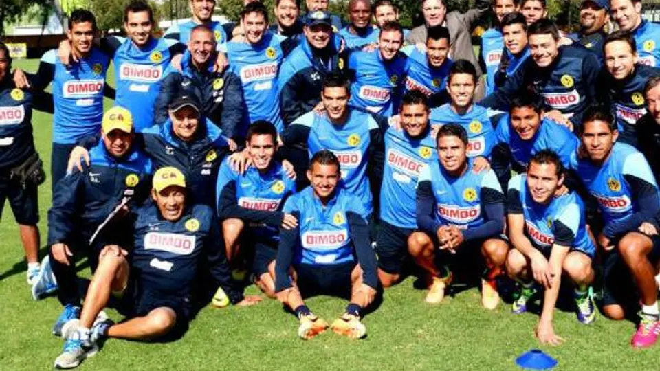 Ricardo Peláez se despide de América