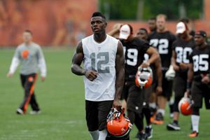 NFL fija fecha de audiencia para Josh Gordon