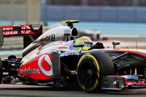 Checo Pérez largará noveno en el GP de Abu Dhabi