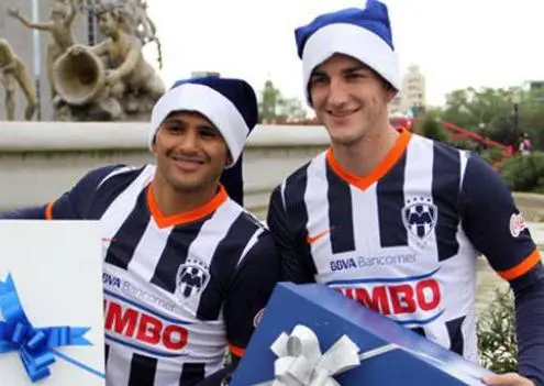 Rayados desea Feliz Navidad a su afición con una canción