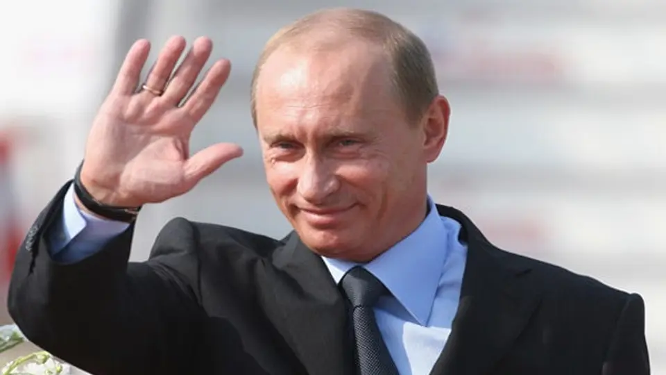 Vladimir Putin niega haber robado anillo de campeonato de los Patriotas