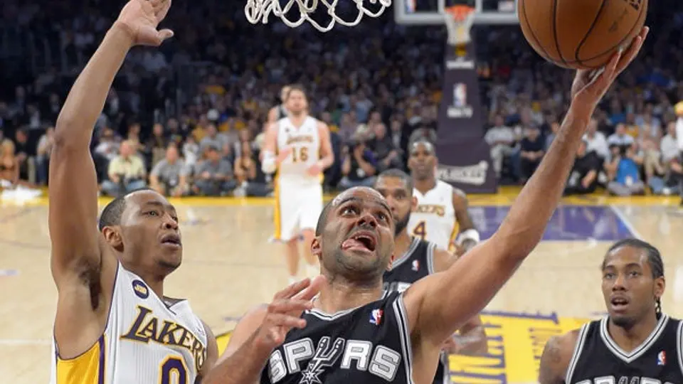 Lakers se despide de los playoffs