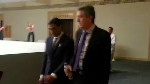Vergara no dio detalles sobre la salida de La Volpe