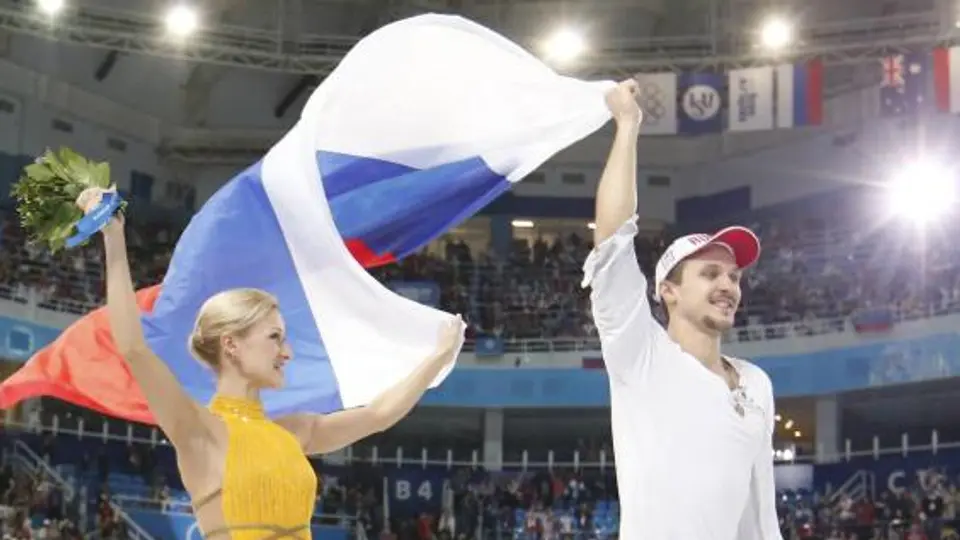 Rusia hace el 1-2 en el patinaje artístico