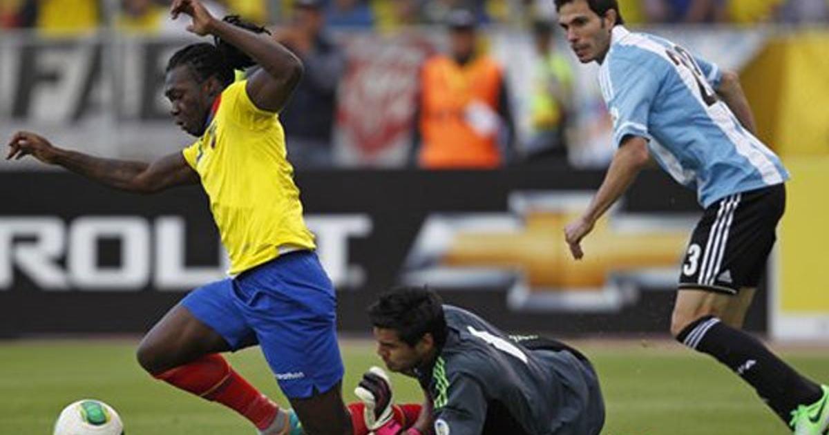 Basanta fue titular con la Selección argentina | RÉCORD