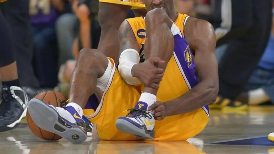 Kobe Bryant no regresará esta temporada