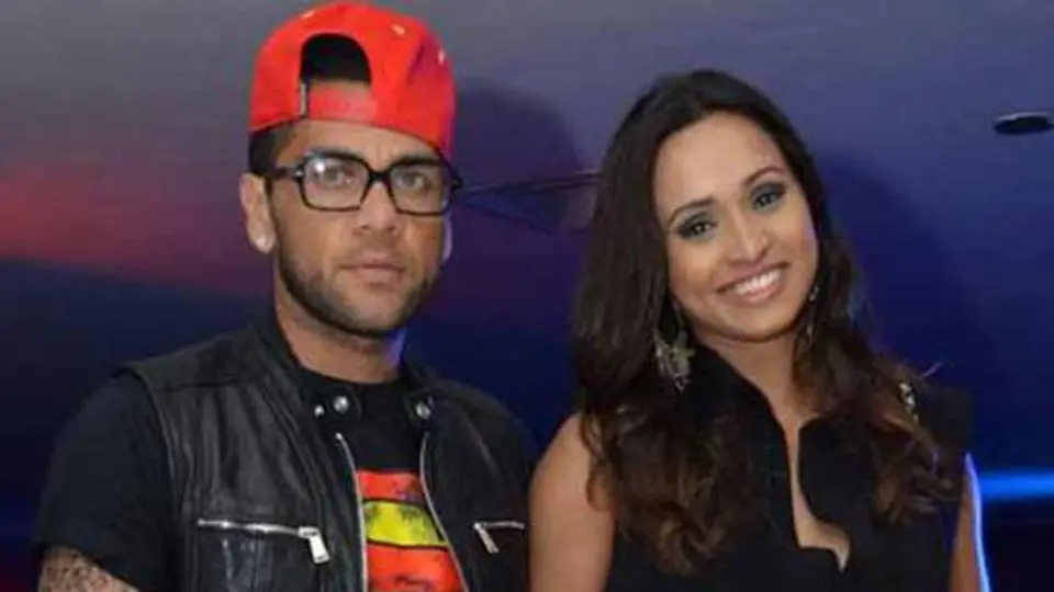 Dani Alves termina noviazgo con Thaisa Carvalho