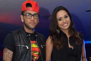 Dani Alves termina noviazgo con Thaisa Carvalho