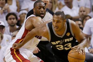 Boris Diaw renueva por tres años con los Spurs