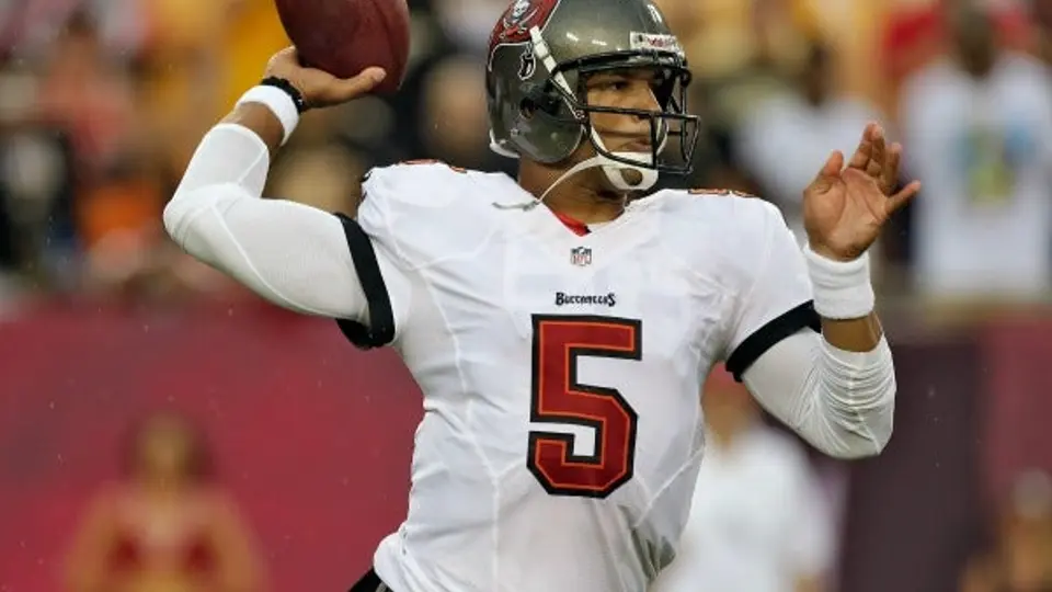 Bucaneros despiden a Josh Freeman
