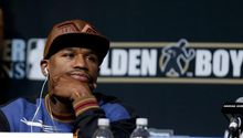 Mayweather promete noquear a Maidana