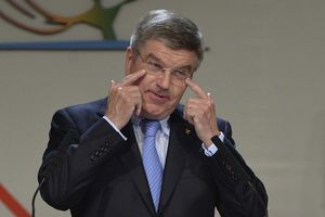 Bach promete luchar por equilibrio en el COI