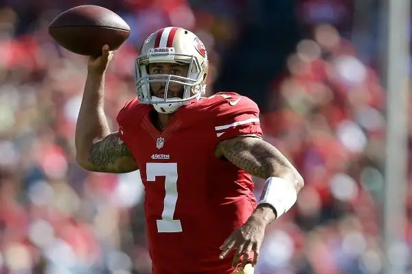 Halcones Marinos 'camuflará' policías con playeras de 49ers
