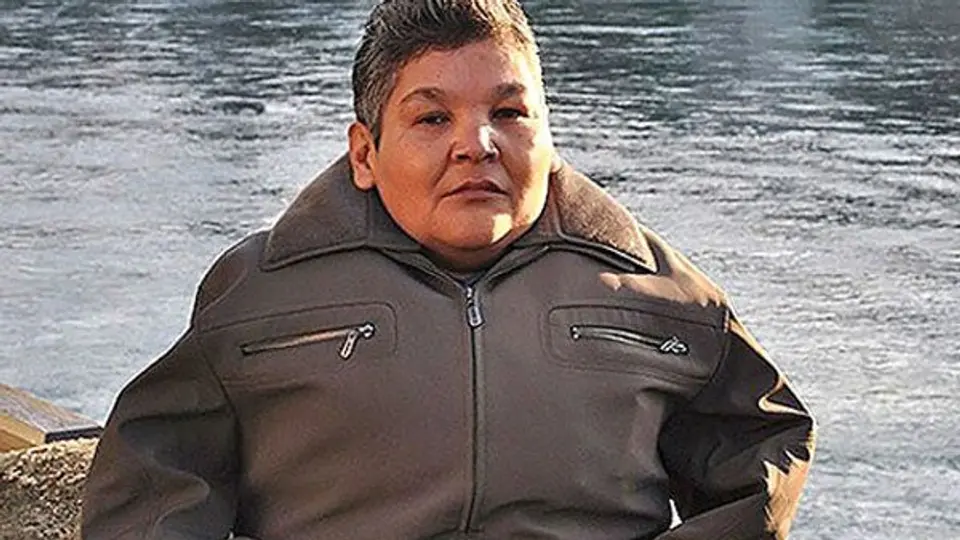Niegan visa a hombre manco por no poner huellas dactilares