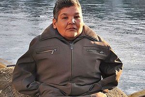 Niegan visa a hombre manco por no poner huellas dactilares