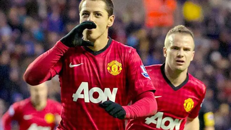 Chicharito sufre lesión y sería baja del Manchester United