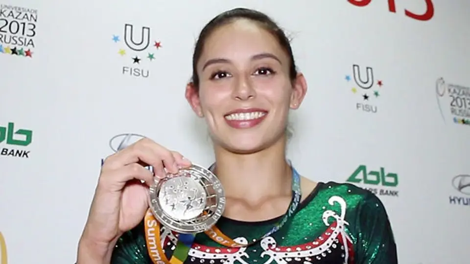 Gimnasta Elsa García gana Plata en la Universiada Mundial