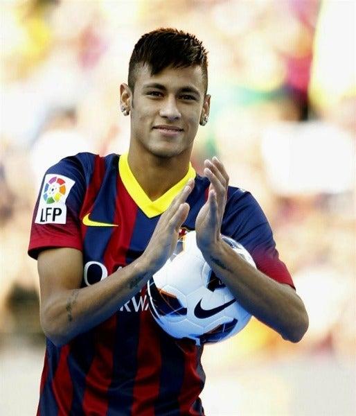 Fue recibido por más de 56 mil aficionados | EFE