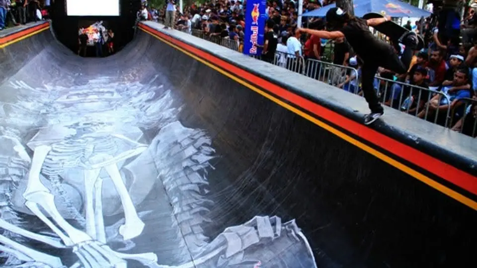 Red Bull Calderas emerge del Subsuelo en Monterrey