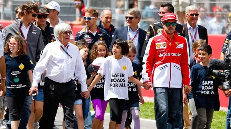 Pilotos de F1 presentan campaña por carreteras más seguras