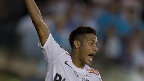 Neymar niega su marcha de Santos